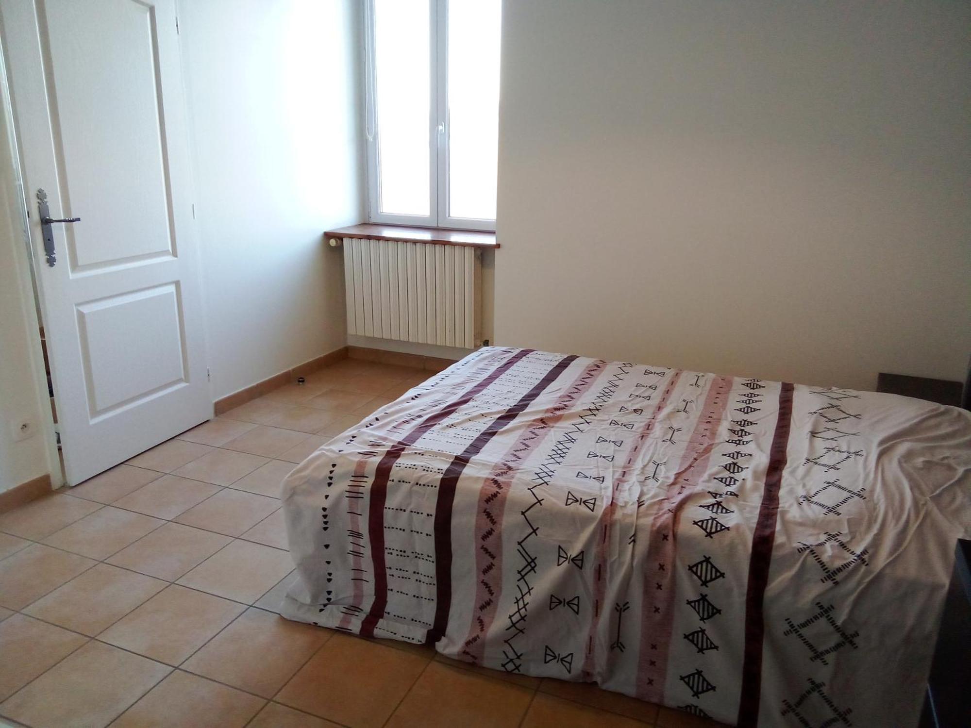 Chez Steph Apartment Saint-Germain-Nuelles Bagian luar foto